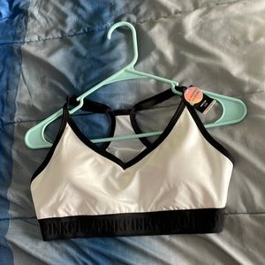 🖤NWT🤍VS PINK Large Ultimate Sports Bra 2/$45